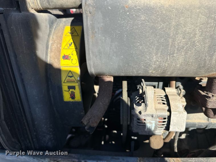 image for item DW4303 1994 Kubota L2900GST HFWD tractor