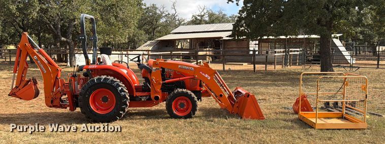 image for item DX5850 Kubota L2501D MFWD tractor