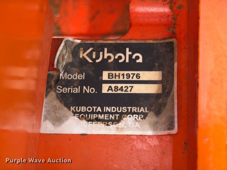 image for item DX5850 Kubota L2501D MFWD tractor