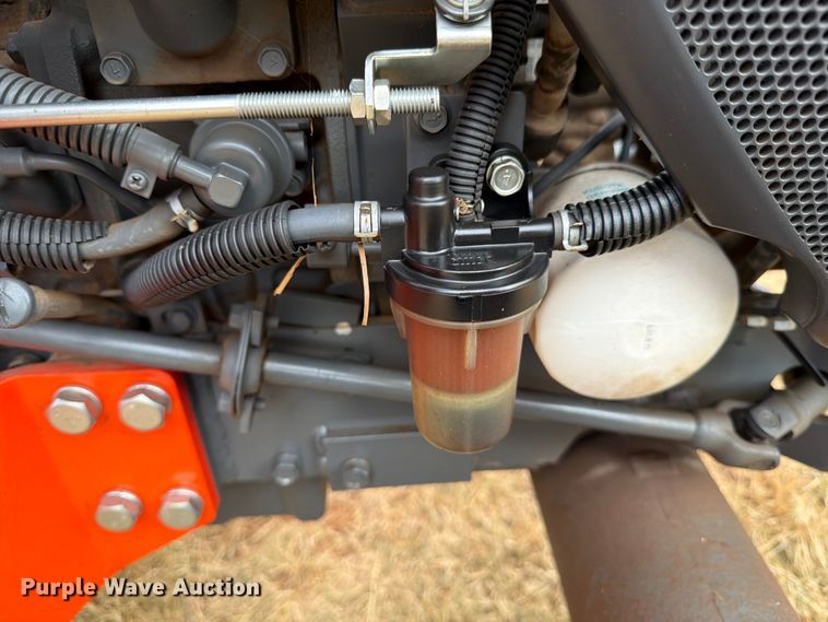 image for item DX5850 Kubota L2501D MFWD tractor