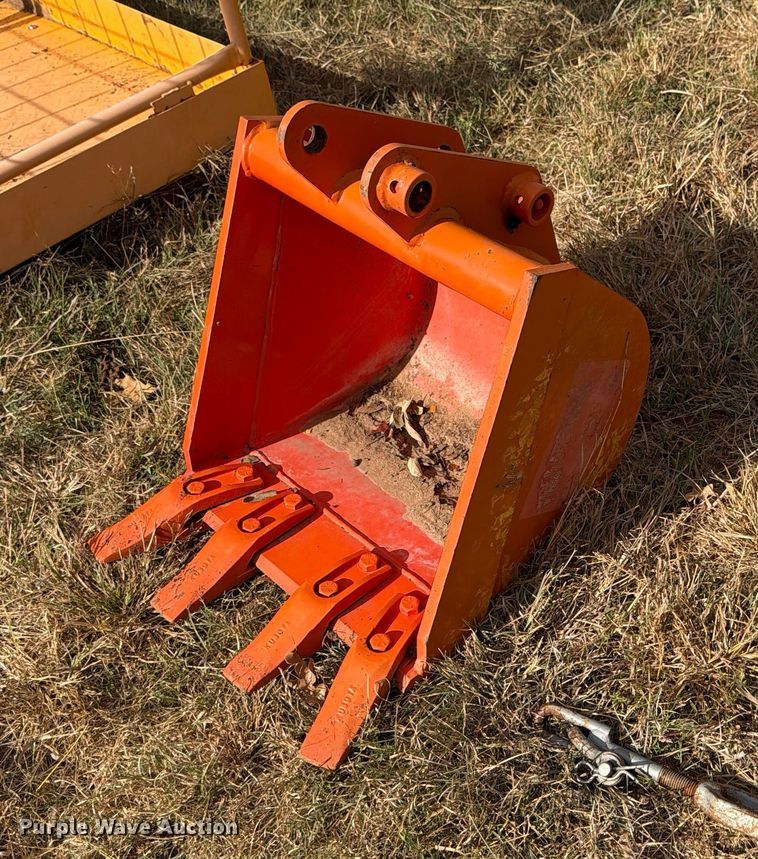 image for item DX5850 Kubota L2501D MFWD tractor