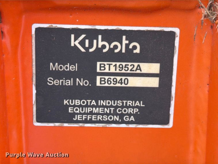 image for item DX5850 Kubota L2501D MFWD tractor