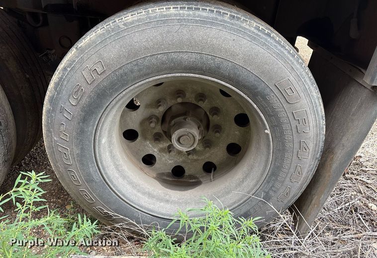 image for item DX7987 2012 Trinity  Eagle Bridge live bottom trailer