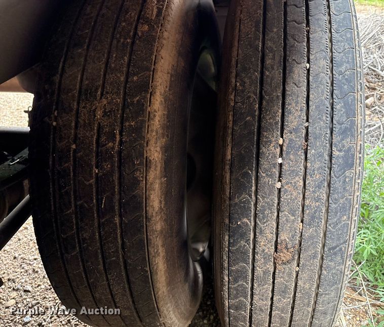 image for item DX7987 2012 Trinity  Eagle Bridge live bottom trailer