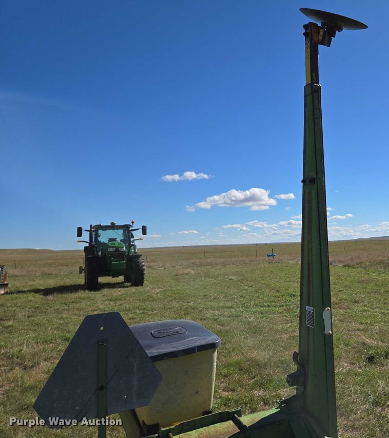 image for item DY1326 John Deere 7000 planter