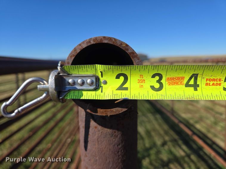 image for item DY1327 (8) livestock panels