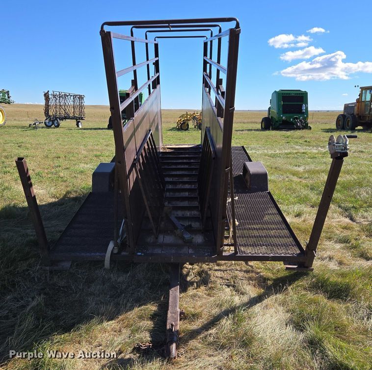 image for item DY1328 Cow Country Equipment livestock chute