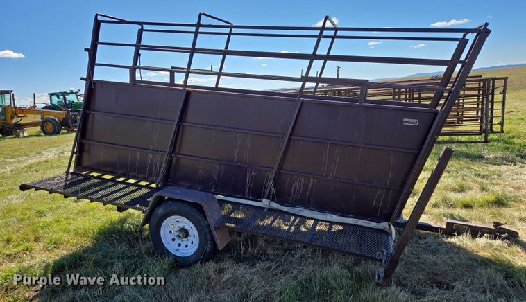 image for item DY1328 Cow Country Equipment livestock chute
