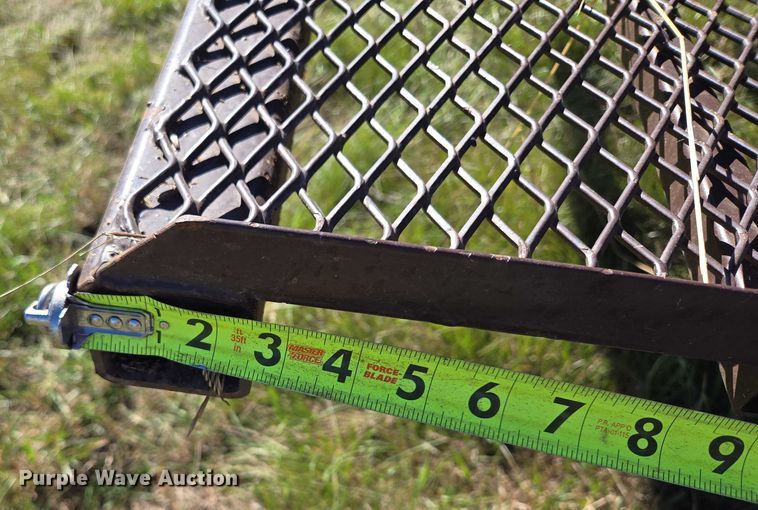 image for item DY1328 Cow Country Equipment livestock chute