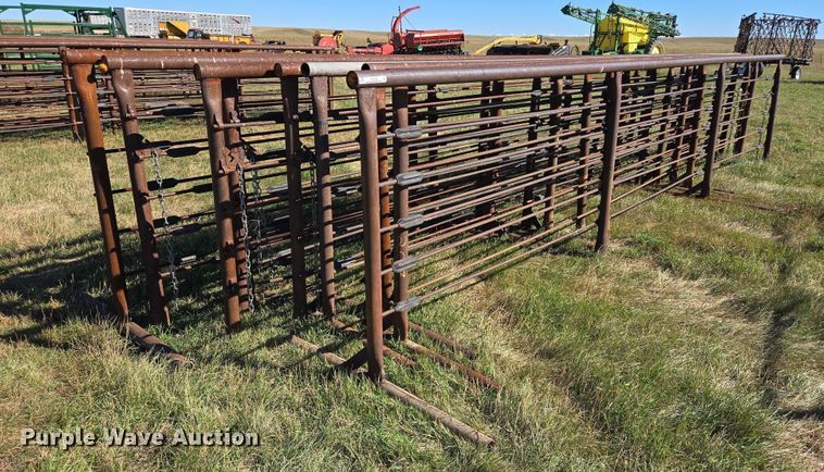 image for item DY1329 (10) livestock panels