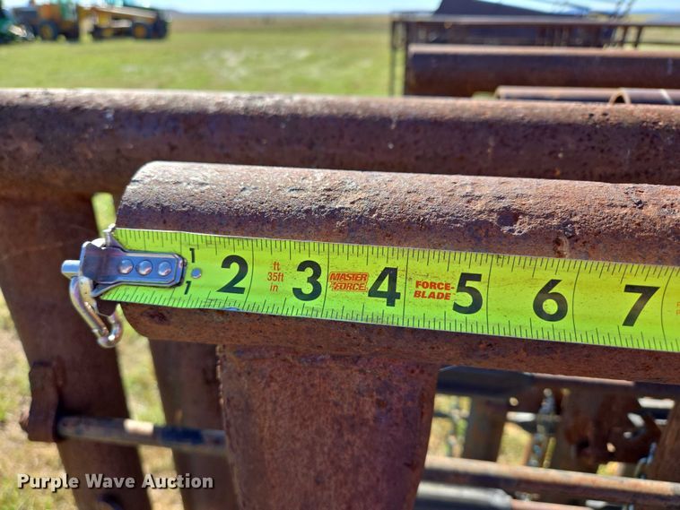 image for item DY1330 (10) livestock panels