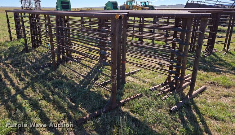 image for item DY1331 (10) livestock panels