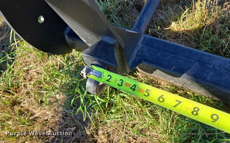 image for item DY1333 2020 Alo AB Balefork Euro bale spear