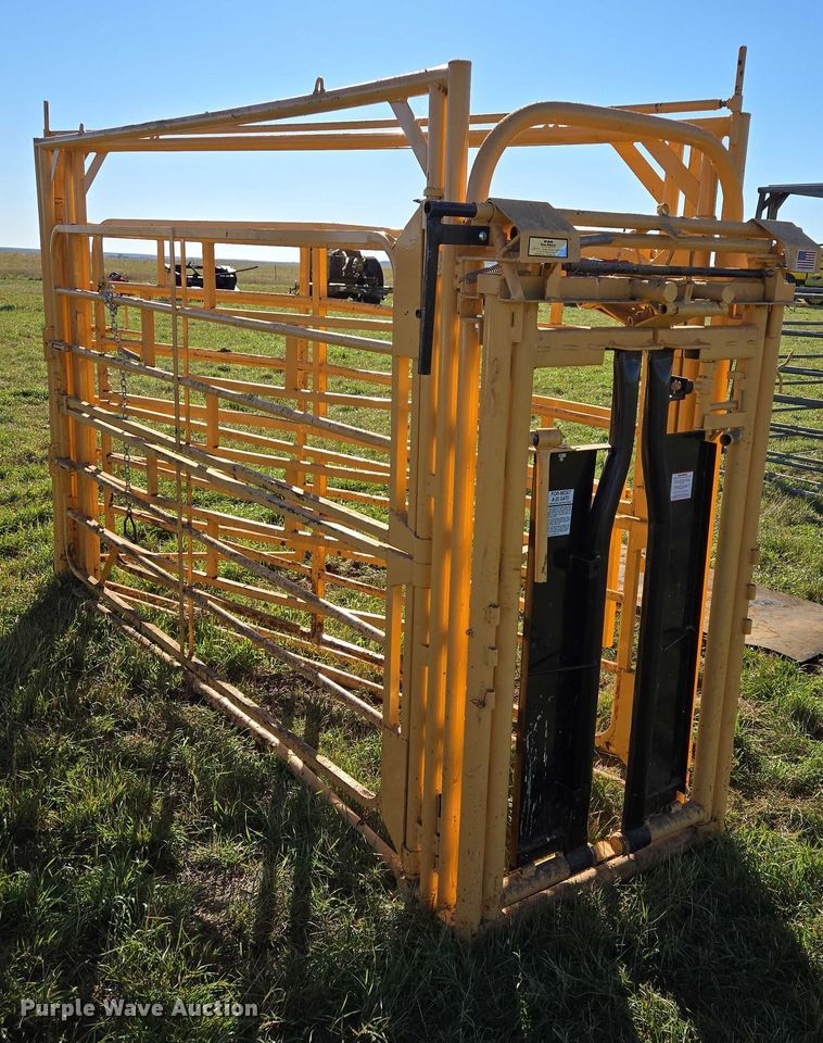 image for item DY1340 For-Most calving pen