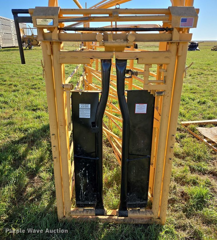 image for item DY1340 For-Most calving pen