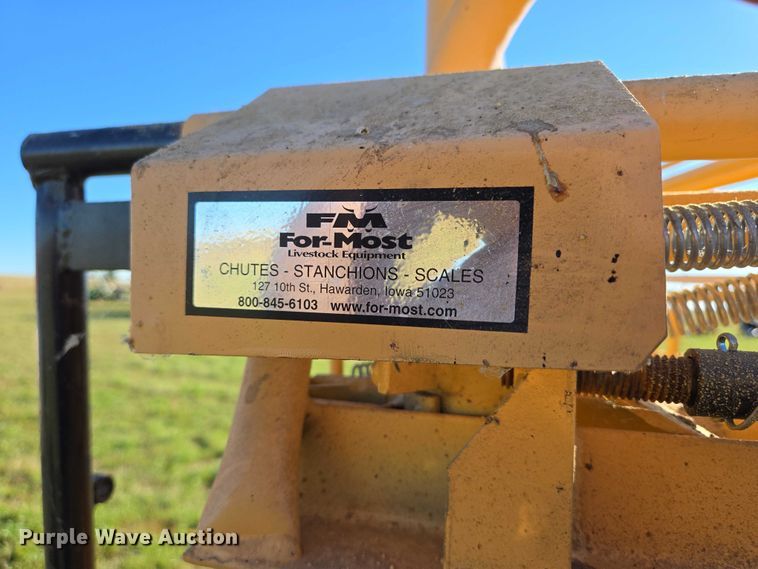 image for item DY1340 For-Most calving pen