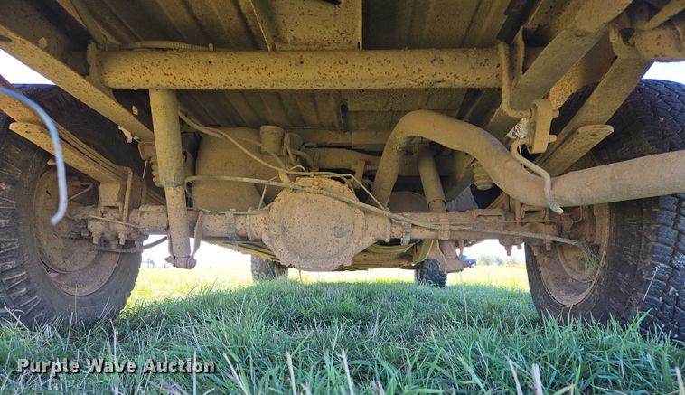 image for item DY1341 2006 Chevrolet Silverado 1500 pickup truck