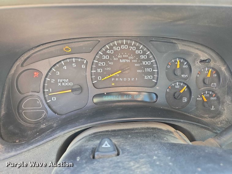 image for item DY1341 2006 Chevrolet Silverado 1500 pickup truck