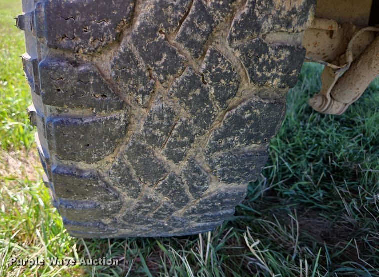 image for item DY1341 2006 Chevrolet Silverado 1500 pickup truck