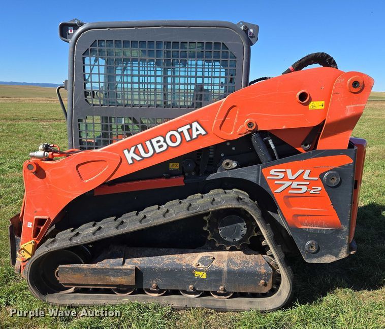 image for item DY1342 Kubota SVL 75-2 tracked skid steer loader