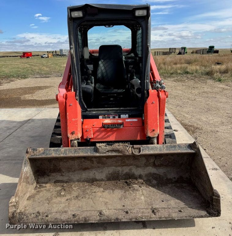 image for item DY1342 Kubota SVL 75-2 tracked skid steer loader