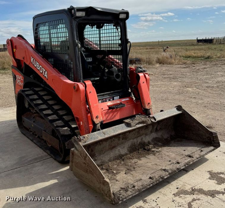 image for item DY1342 Kubota SVL 75-2 tracked skid steer loader