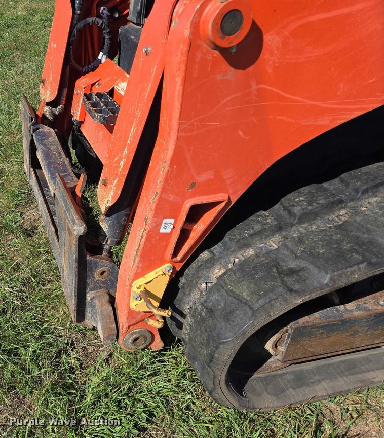 image for item DY1342 Kubota SVL 75-2 tracked skid steer loader