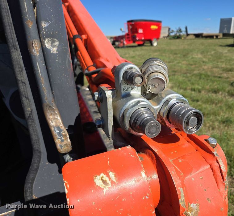 image for item DY1342 Kubota SVL 75-2 tracked skid steer loader