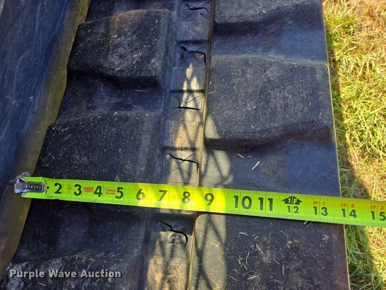 image for item DY1342 Kubota SVL 75-2 tracked skid steer loader