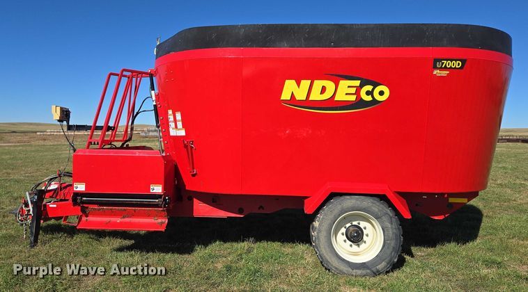 image for item DY1343 2022 NDE Co U700D feed grinder/mixer