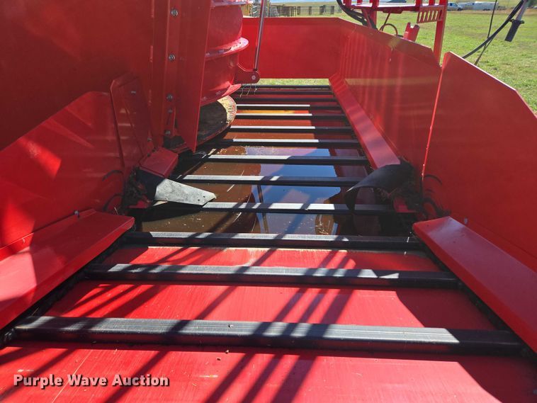 image for item DY1343 2022 NDE Co U700D feed grinder/mixer