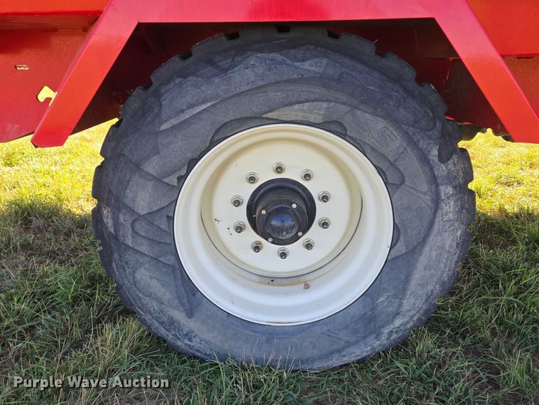 image for item DY1343 2022 NDE Co U700D feed grinder/mixer