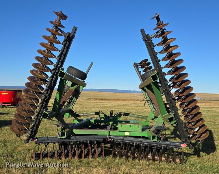 image for item DY1344 John Deere 630 tandem disk