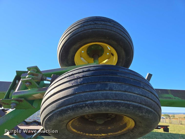 image for item DY1344 John Deere 630 tandem disk