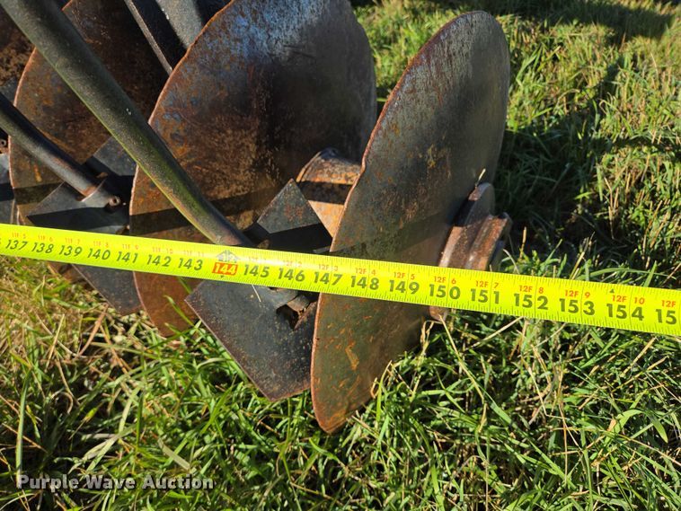 image for item DY1344 John Deere 630 tandem disk