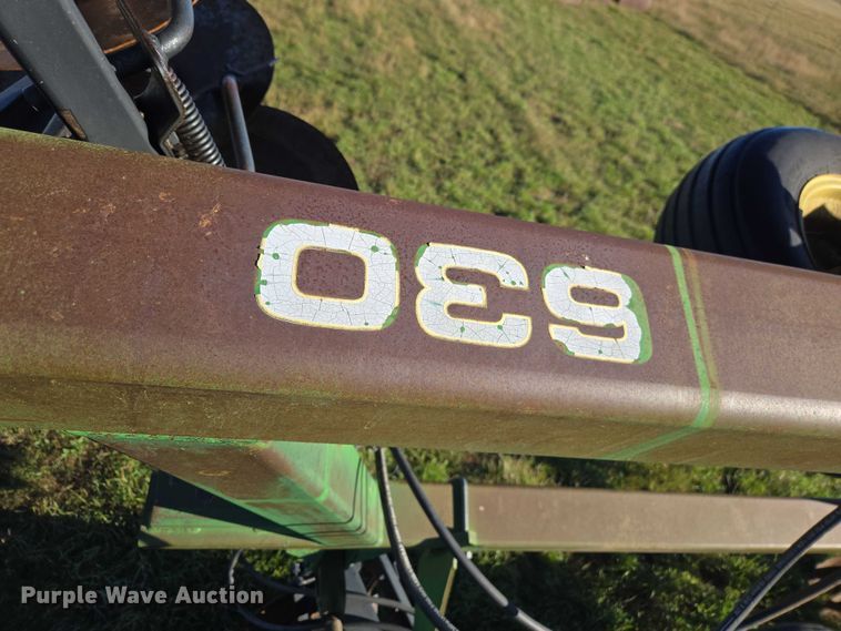 image for item DY1344 John Deere 630 tandem disk