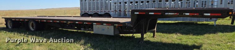 image for item DY1345 2000 Trail King LSC Series drop deck trailer