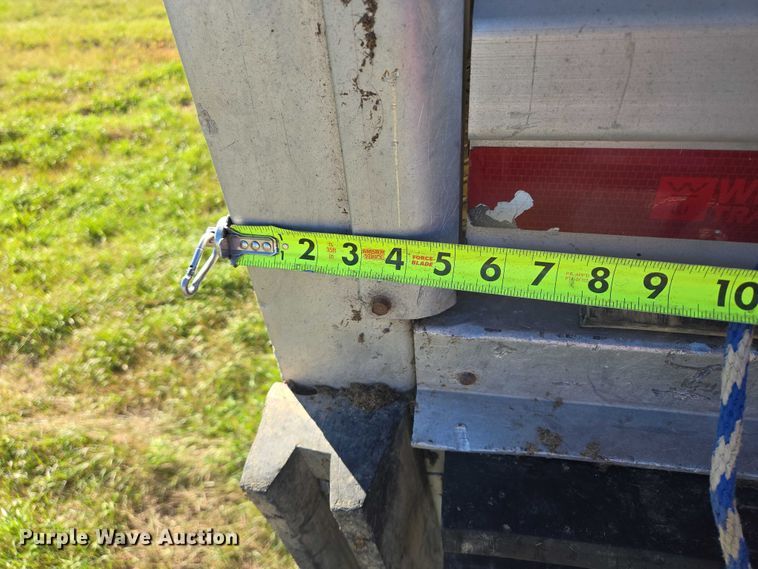 image for item DY1346 2015 Wilson PSDCL-402 livestock trailer