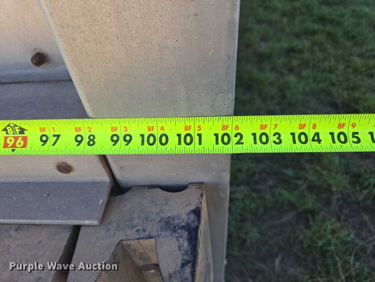 image for item DY1346 2015 Wilson PSDCL-402 livestock trailer