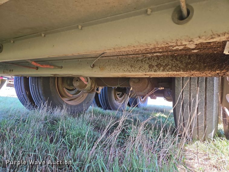 image for item DY1346 2015 Wilson PSDCL-402 livestock trailer
