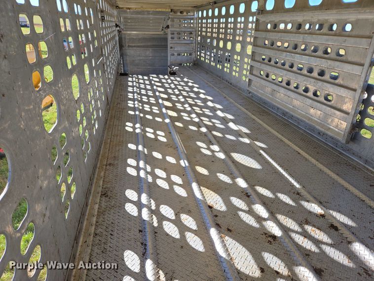 image for item DY1346 2015 Wilson PSDCL-402 livestock trailer