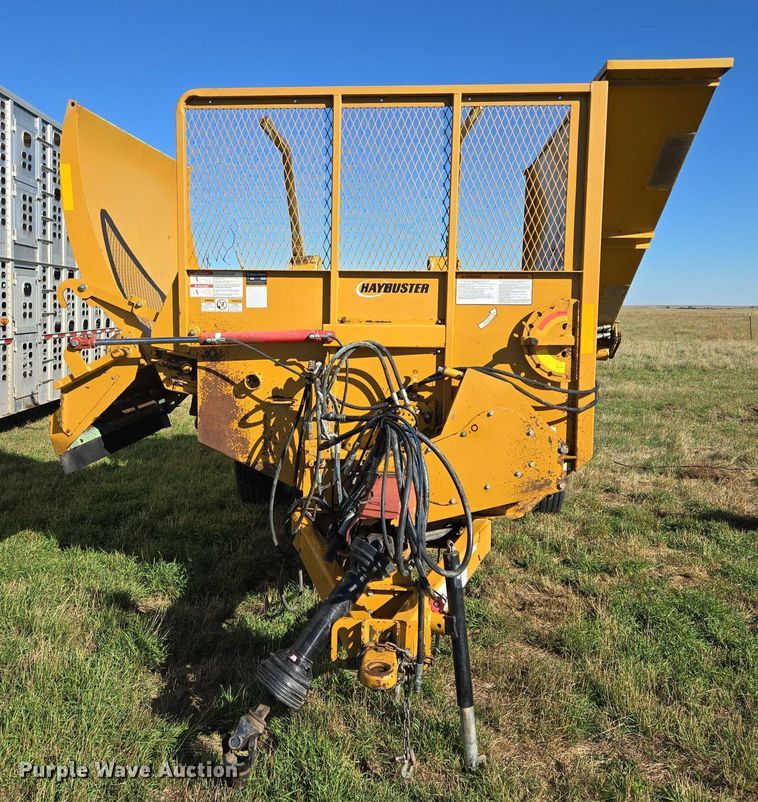 image for item DY1347 Haybuster 2660 bale processor