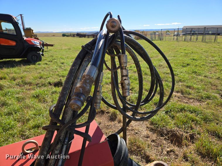 image for item DY1347 Haybuster 2660 bale processor