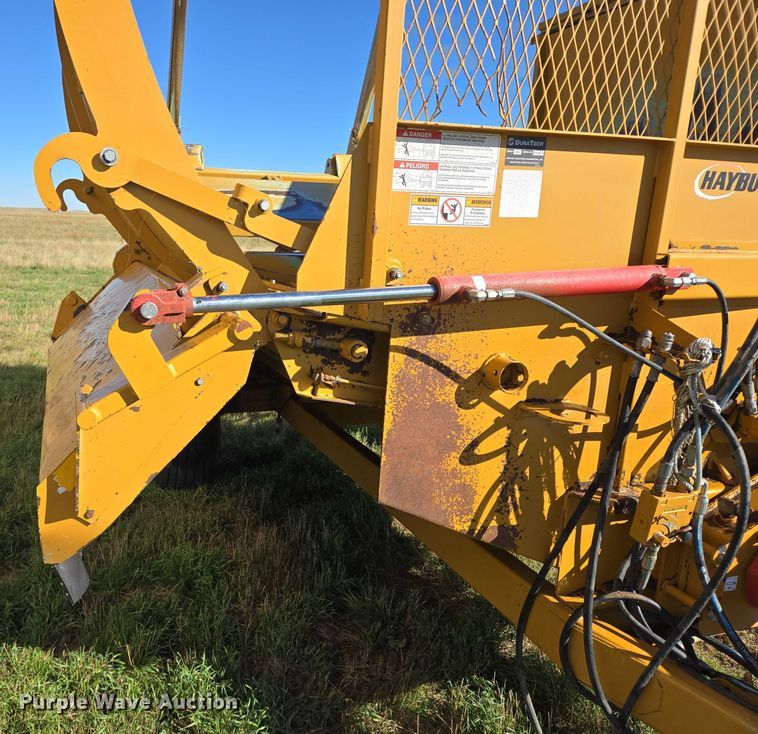 image for item DY1347 Haybuster 2660 bale processor