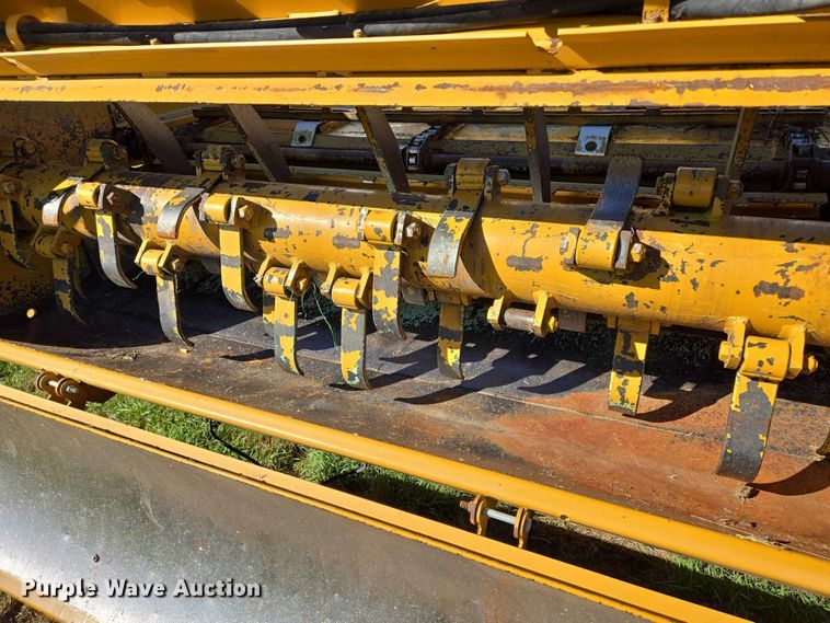 image for item DY1347 Haybuster 2660 bale processor