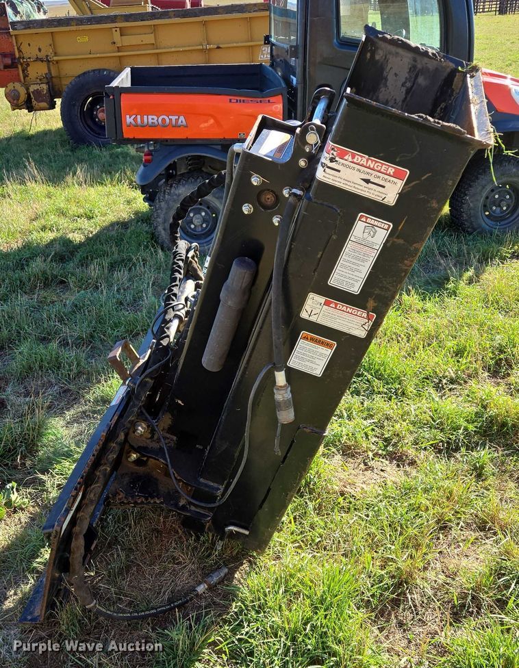 image for item DY1348 Danuser Hammer SM40 skid steer post driver