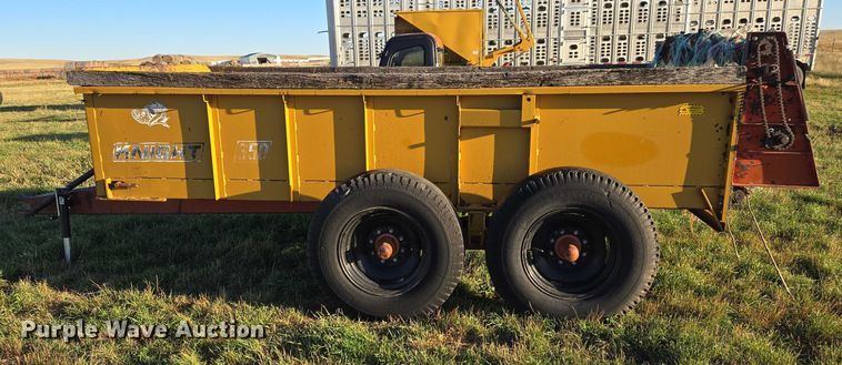 image for item DY1350 Knight 350 manure spreader