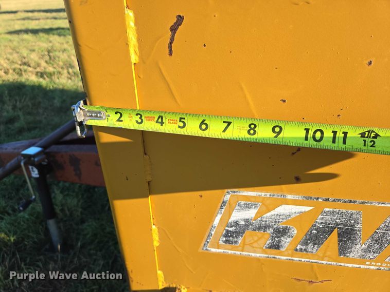 image for item DY1350 Knight 350 manure spreader