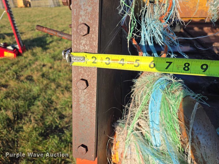 image for item DY1350 Knight 350 manure spreader