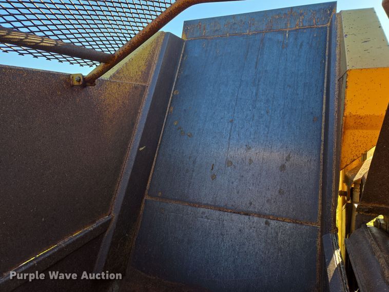 image for item DY1353 Haybuster H-106 Rock-Eze rock picker